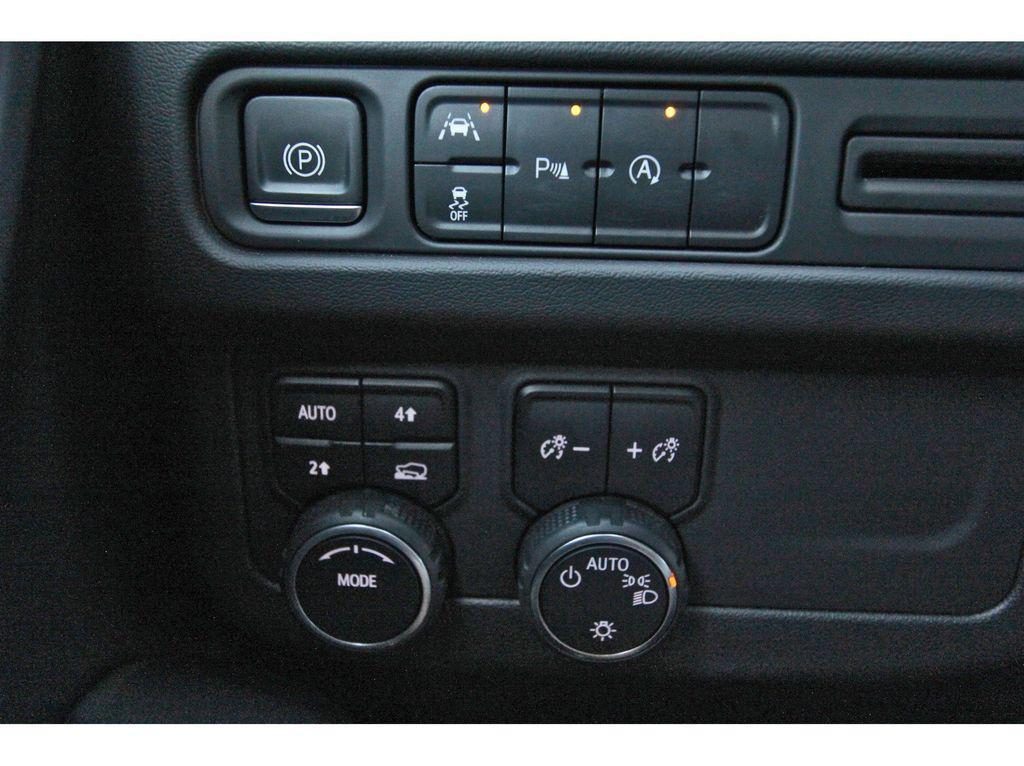 used 2023 Chevrolet Suburban car, priced at $39,991