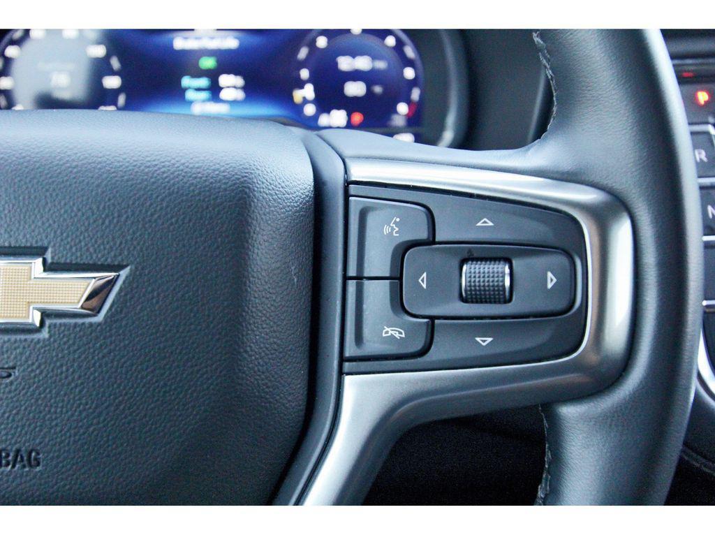 used 2023 Chevrolet Suburban car, priced at $39,991