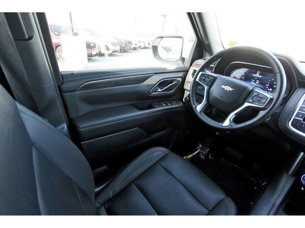 used 2023 Chevrolet Suburban car, priced at $39,991
