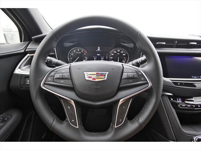 new 2025 Cadillac XT5 car, priced at $46,315