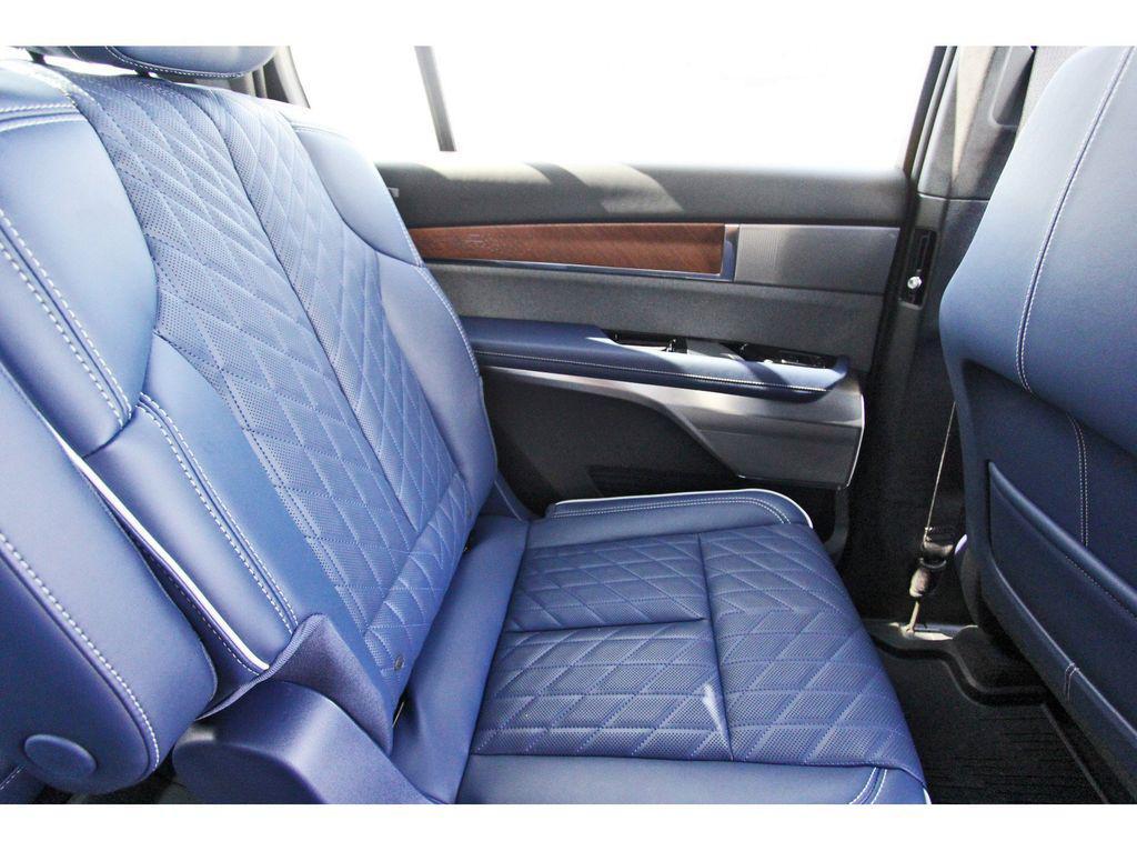 new 2026 Cadillac VISTIQ car, priced at $93,590