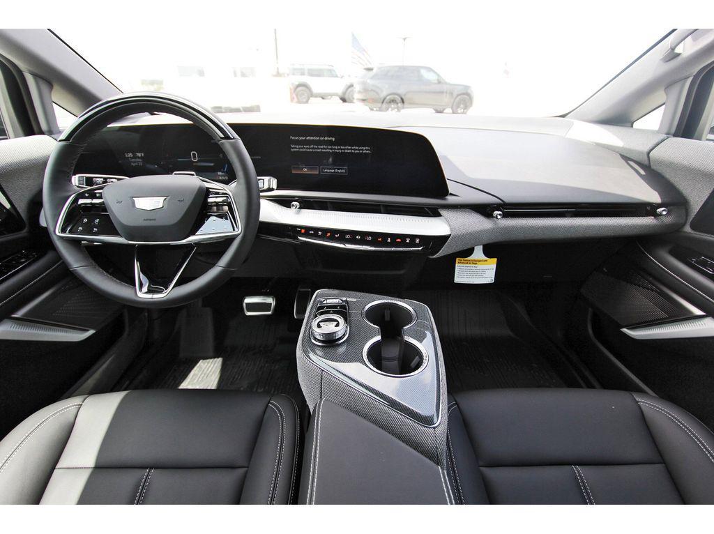 new 2025 Cadillac OPTIQ car, priced at $45,615
