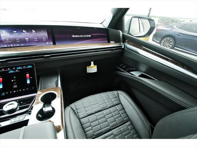 new 2025 Cadillac Escalade ESV car, priced at $131,070