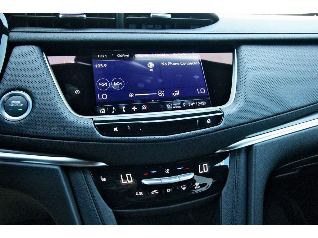 new 2025 Cadillac XT5 car, priced at $45,340