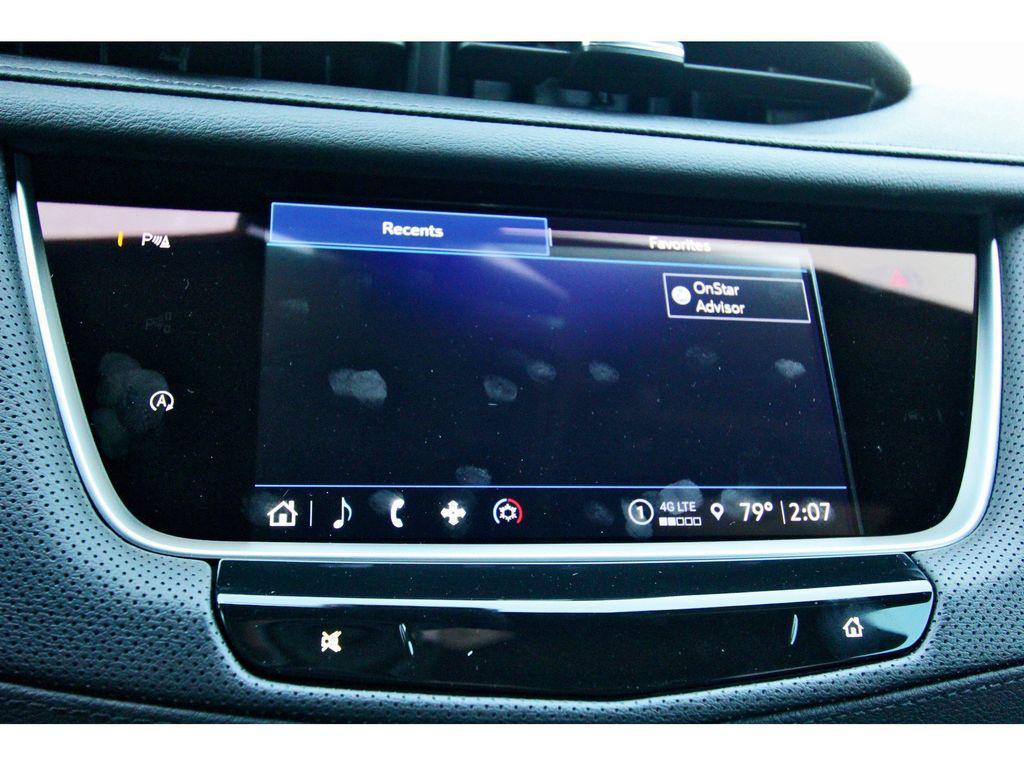 new 2025 Cadillac XT5 car, priced at $45,340