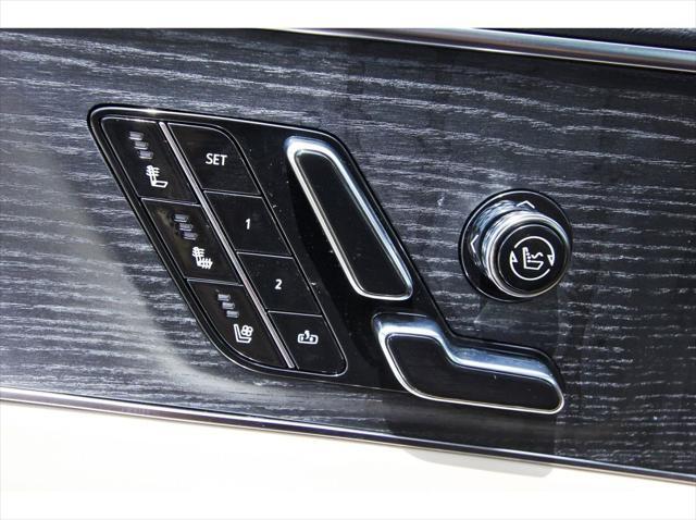 new 2025 Cadillac LYRIQ car, priced at $78,985