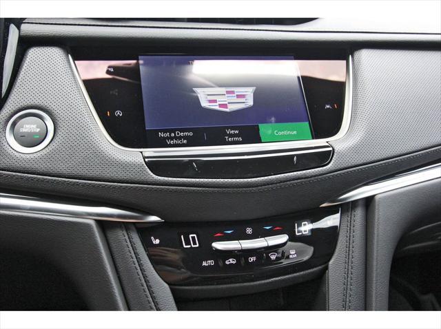 new 2025 Cadillac XT6 car, priced at $49,215