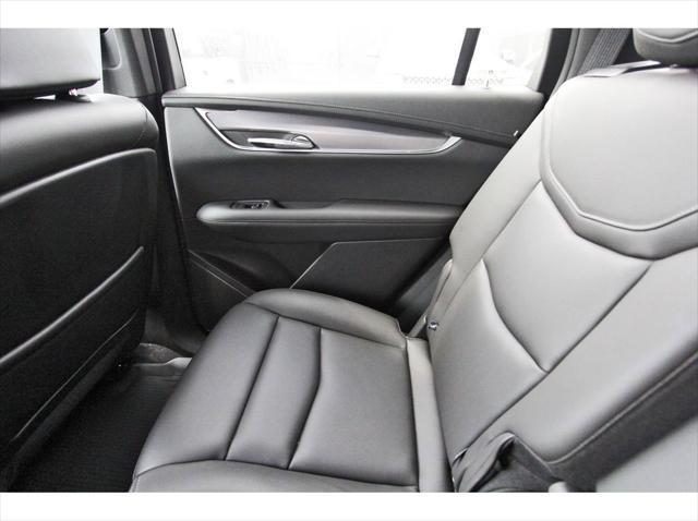 new 2025 Cadillac XT6 car, priced at $49,215
