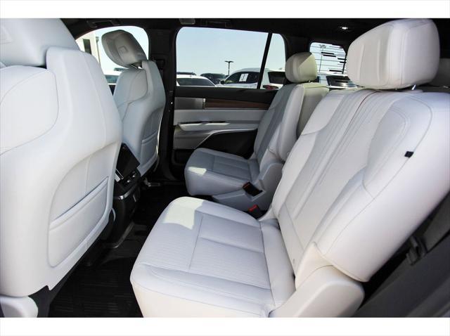 new 2026 Cadillac VISTIQ car, priced at $80,090
