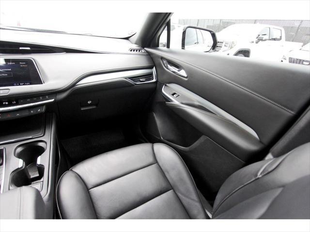 used 2021 Cadillac XT4 car, priced at $19,991