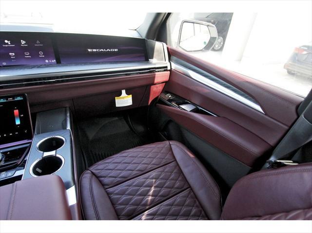 new 2025 Cadillac Escalade ESV car, priced at $118,515