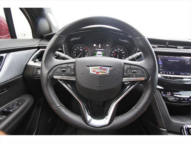 used 2024 Cadillac XT6 car, priced at $40,991