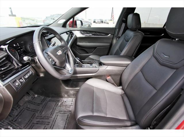 used 2024 Cadillac XT6 car, priced at $40,991