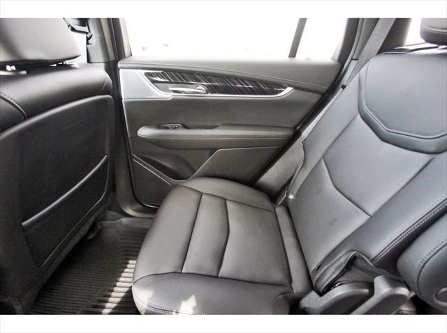 used 2024 Cadillac XT6 car, priced at $40,991