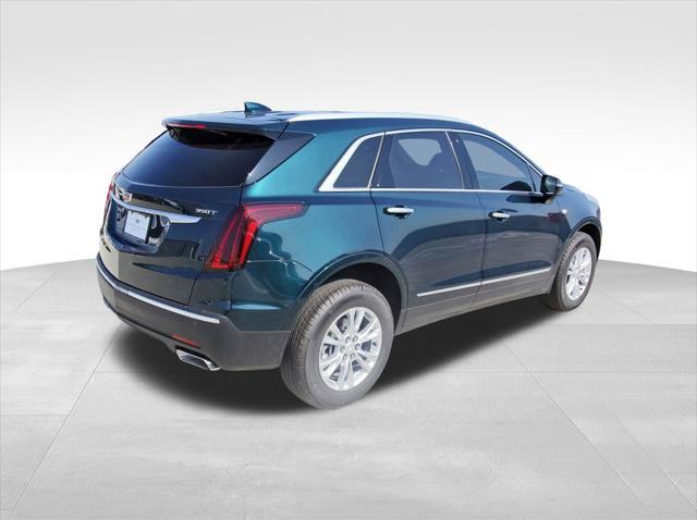 new 2025 Cadillac XT5 car, priced at $45,315