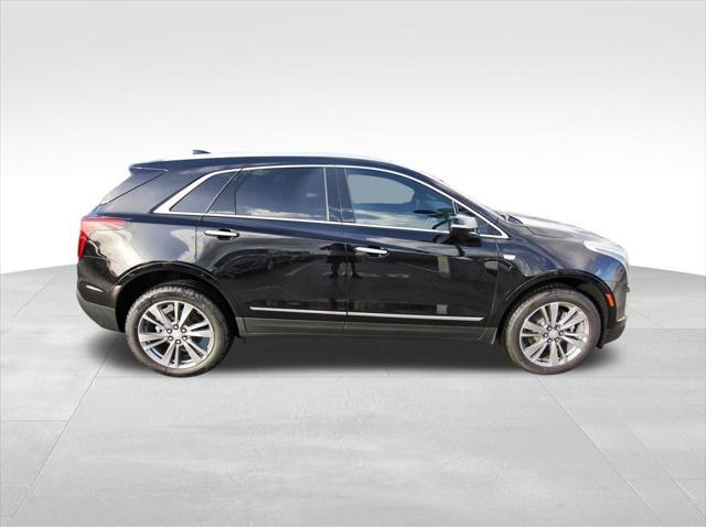 new 2025 Cadillac XT5 car, priced at $55,359