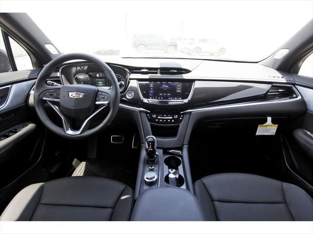 new 2025 Cadillac XT6 car, priced at $65,318