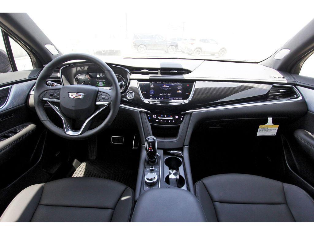 new 2025 Cadillac XT6 car, priced at $65,318