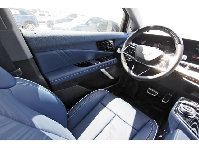 new 2025 Cadillac OPTIQ car, priced at $63,394