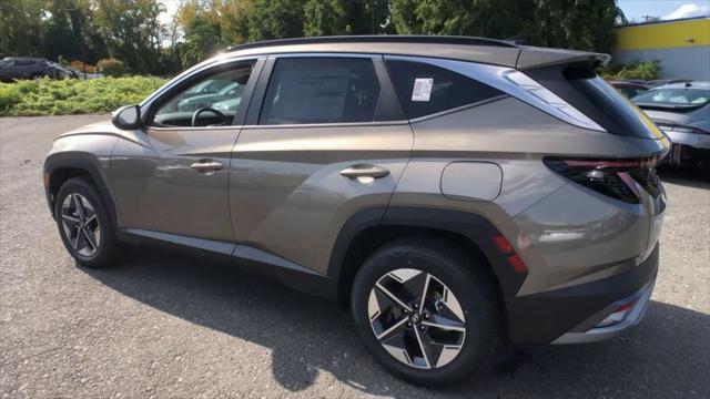 new 2025 Hyundai TUCSON Hybrid car, priced at $38,280