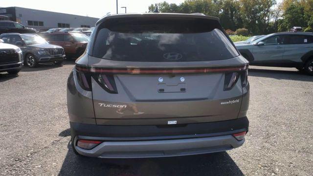new 2025 Hyundai TUCSON Hybrid car, priced at $38,280