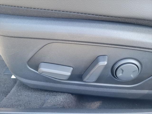 new 2025 Hyundai Elantra car, priced at $30,725