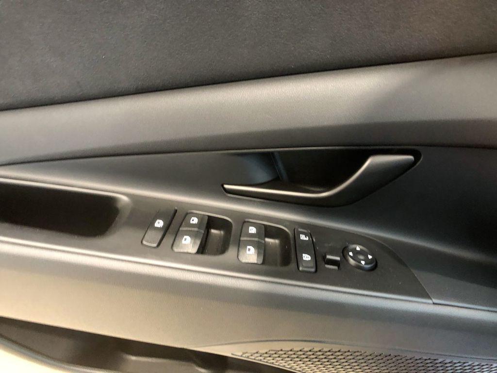 new 2025 Hyundai ELANTRA N car
