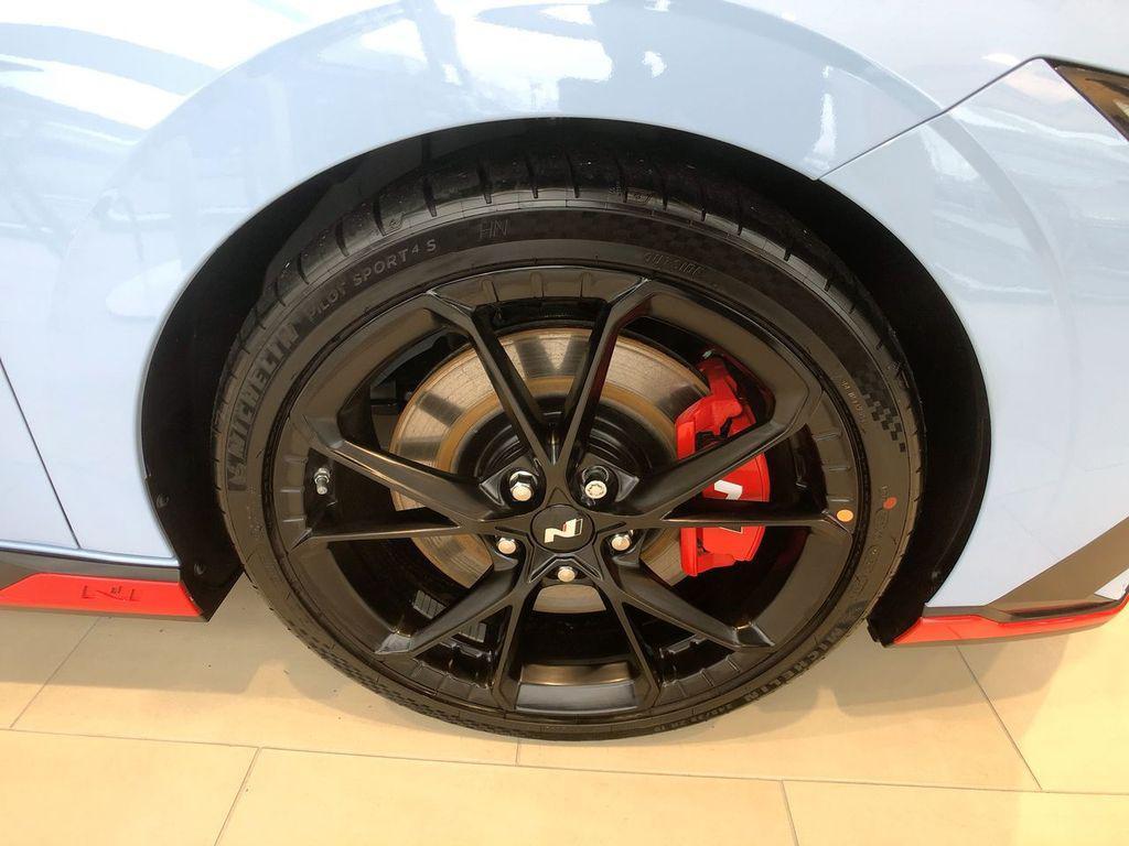 new 2025 Hyundai ELANTRA N car