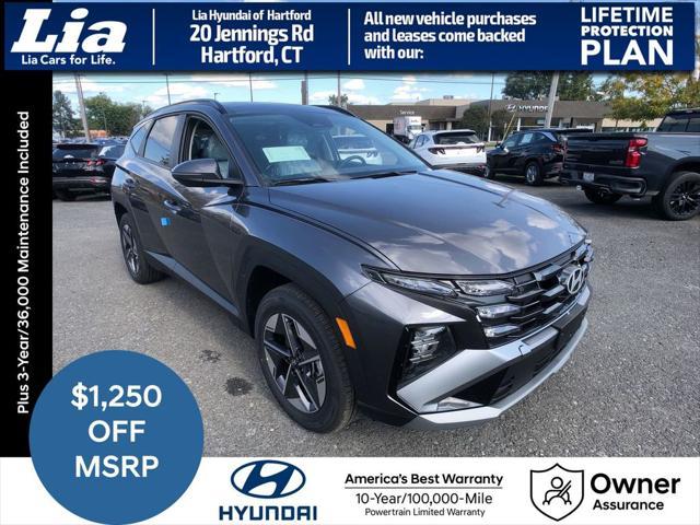 new 2025 Hyundai TUCSON Hybrid car, priced at $38,405