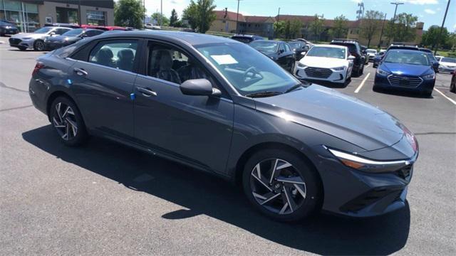 new 2024 Hyundai Elantra car, priced at $26,985