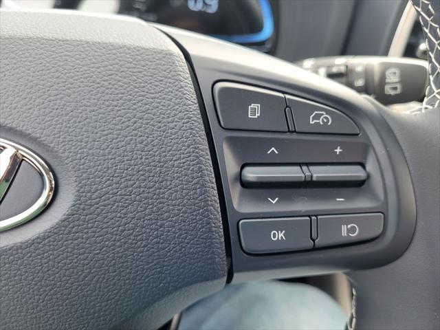 new 2025 Hyundai Venue car, priced at $25,420