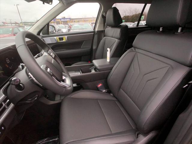 new 2025 Hyundai Santa Fe car, priced at $40,375