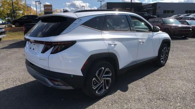 new 2025 Hyundai TUCSON Hybrid car, priced at $43,850