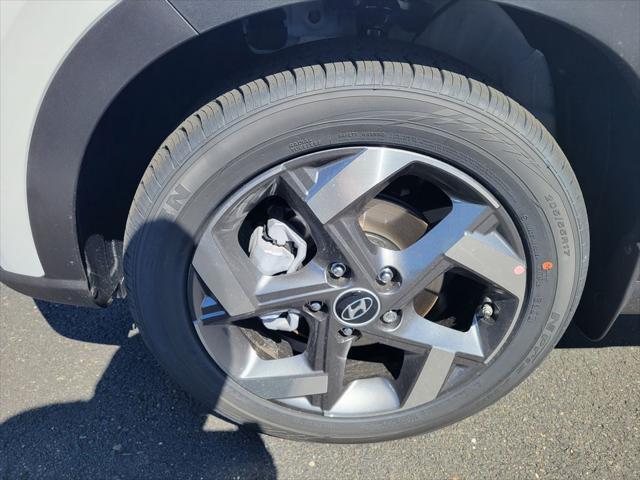 new 2025 Hyundai Venue car, priced at $24,300