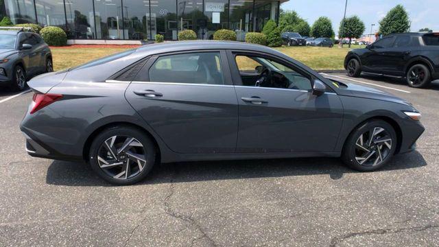 new 2024 Hyundai Elantra car, priced at $28,760