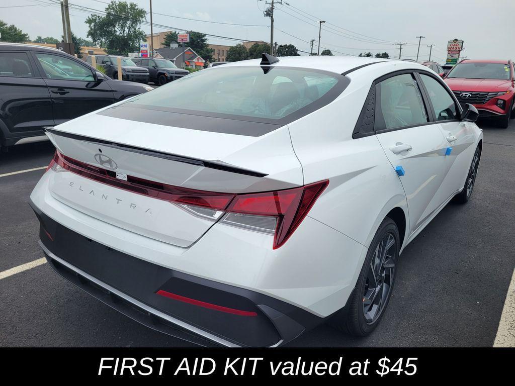 new 2025 Hyundai Elantra car, priced at $25,555