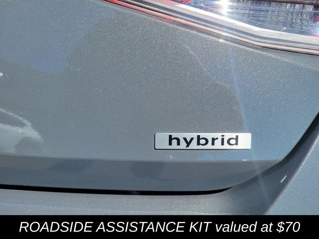 new 2025 Hyundai Elantra car, priced at $29,240