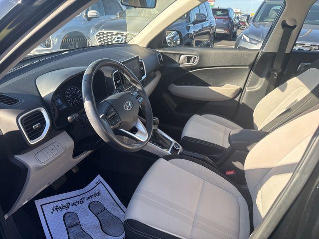 used 2022 Hyundai Venue car, priced at $17,995