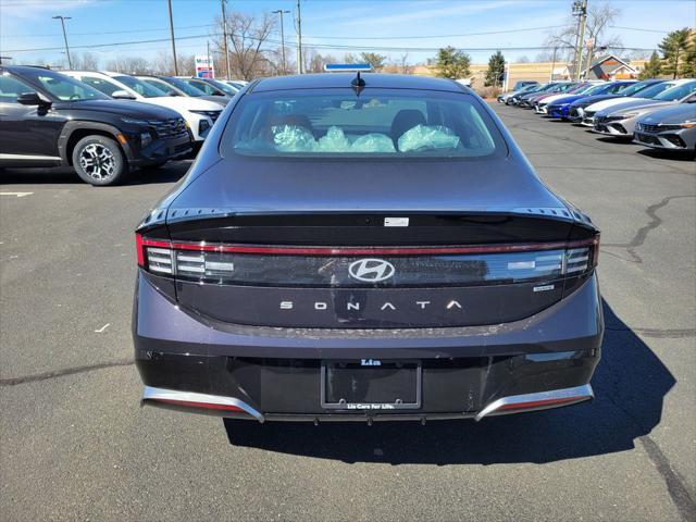 new 2025 Hyundai Sonata Hybrid car, priced at $32,928