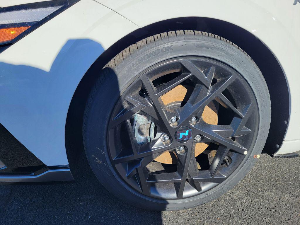 new 2025 Hyundai Elantra car, priced at $30,610