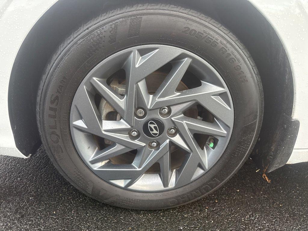 used 2024 Hyundai Elantra car, priced at $19,995