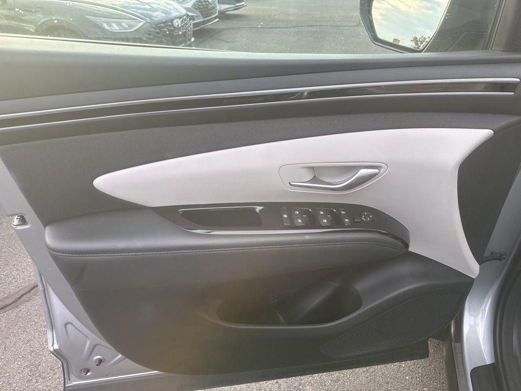 used 2023 Hyundai TUCSON Hybrid car, priced at $25,995