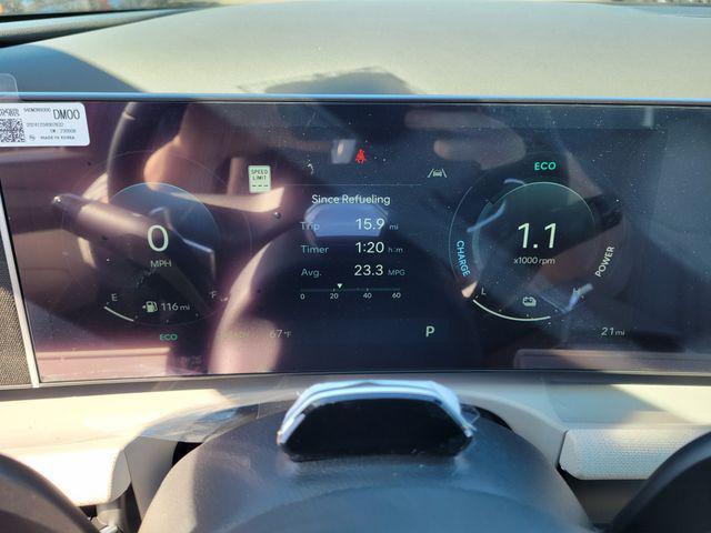 new 2025 Hyundai TUCSON Hybrid car, priced at $38,815