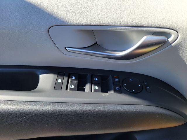 new 2025 Hyundai TUCSON Hybrid car, priced at $38,815