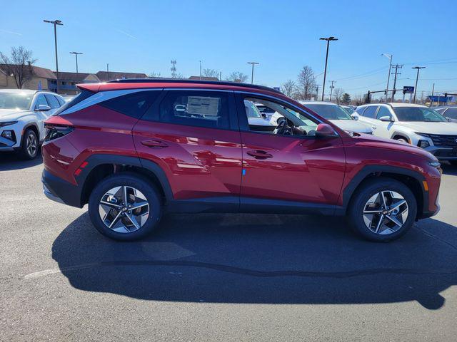 new 2025 Hyundai TUCSON Hybrid car, priced at $38,815