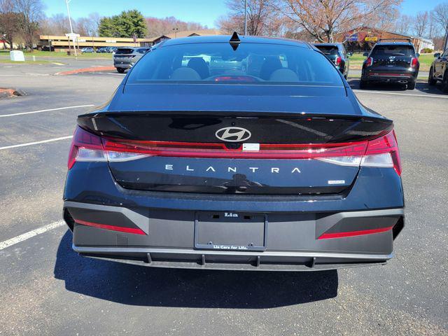 new 2025 Hyundai Elantra car, priced at $29,185