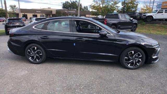 new 2025 Hyundai Sonata car, priced at $31,340