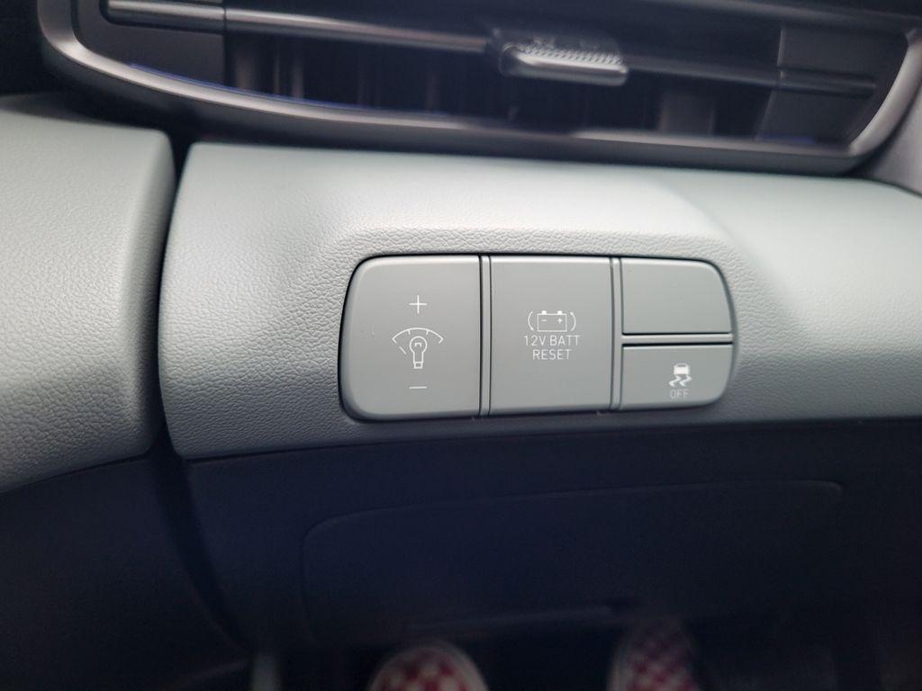 new 2025 Hyundai ELANTRA HEV car, priced at $31,590