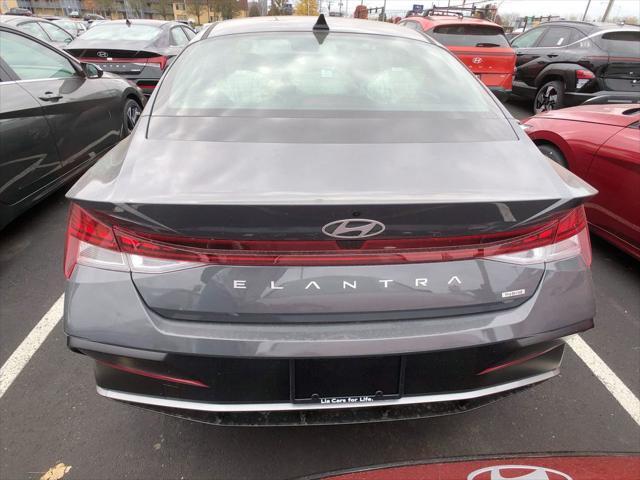 new 2025 Hyundai Elantra car, priced at $31,590
