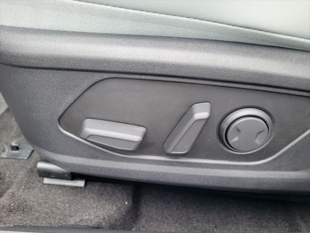 new 2025 Hyundai Elantra car, priced at $31,590